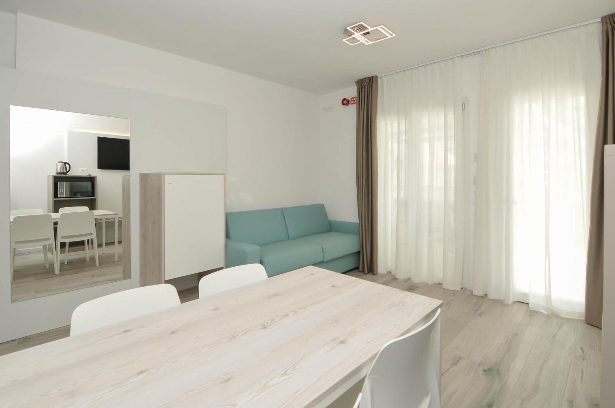 Aparthotel Marina & 4 Stelle S